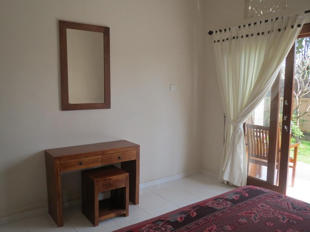 Mesari Homestay & Warung Amed Cameră foto